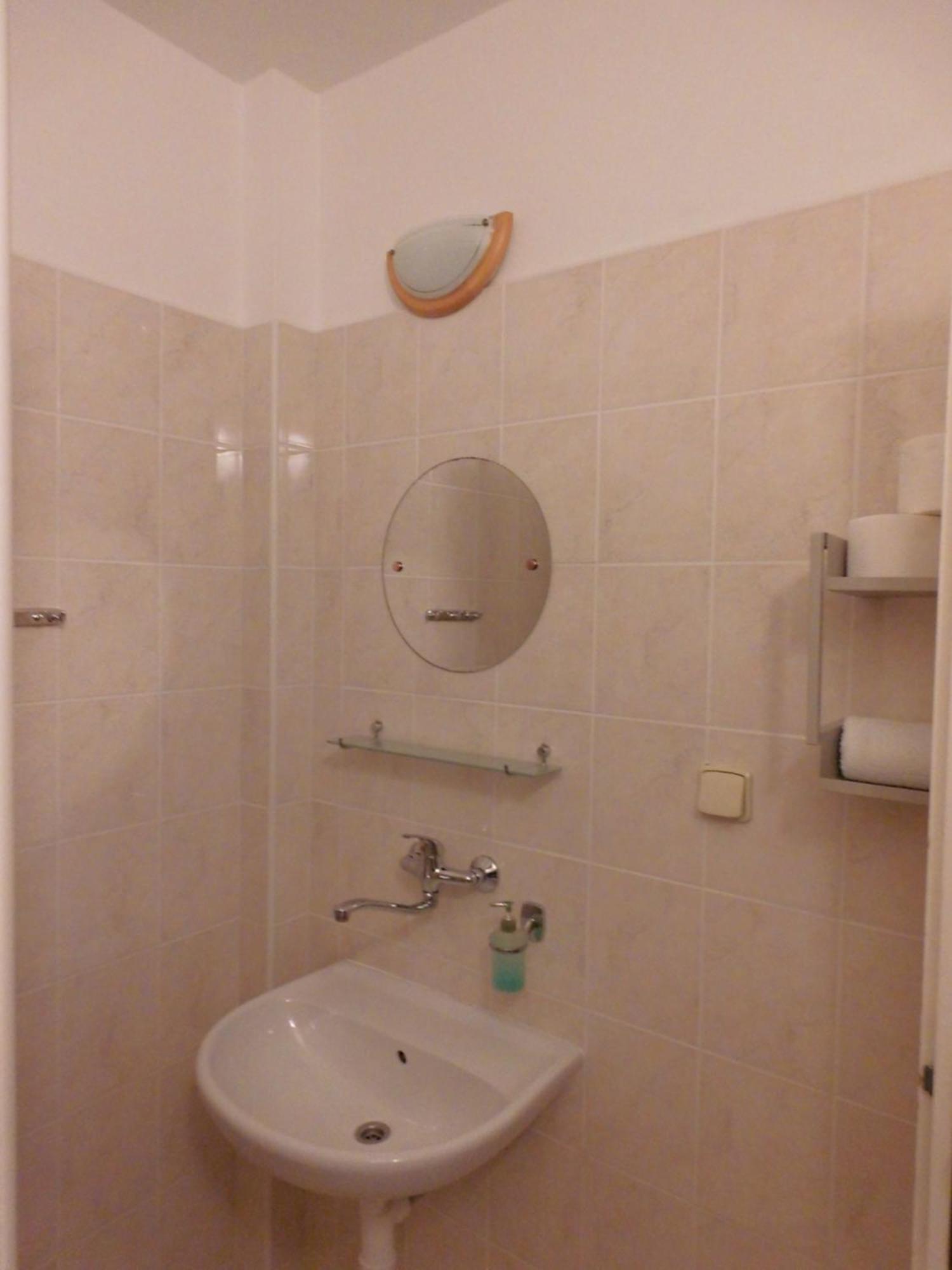 Penzion Kovarska Luaran gambar